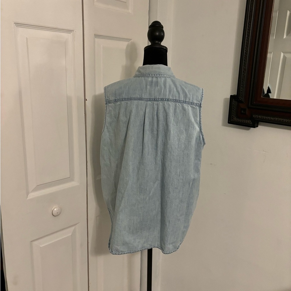 Chico's Button Front Chambray Crystal-Studded Sle… - image 3